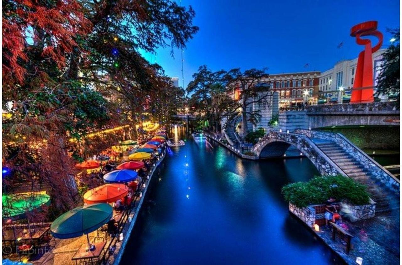 Adorable 2Br Guesthouse Close To Riverwalk And Dt San Antonio Exterior photo